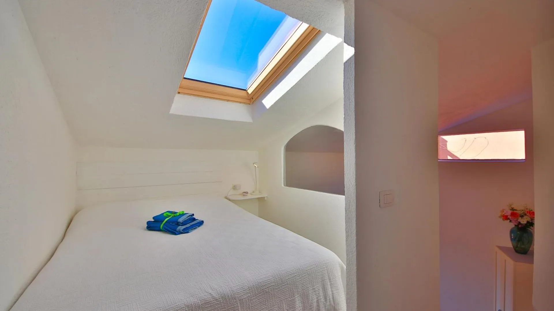 Villa Cottage Sardinia By Klabhouse Palau Italia